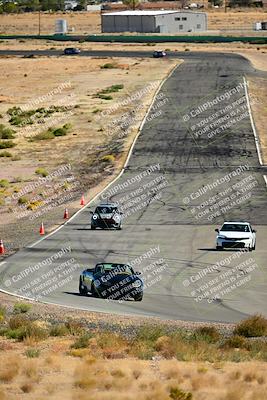 media/Oct-18-2025-Extreme Speed (Sat) [[d6d7e1fef1]]/Group 3 Purple/Session 3 (Turn 1)/